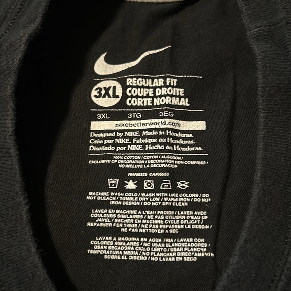 Nike Regular fit Tee - Picture 3 of 3